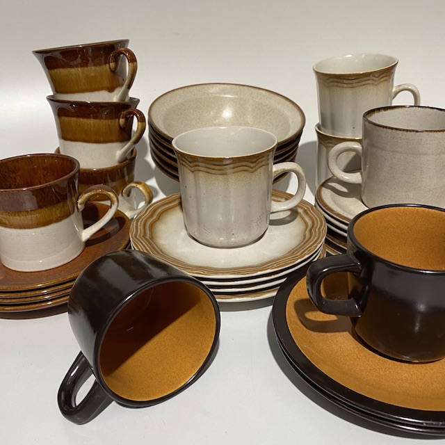DINNERWARE, 1970s Stoneware Part Sets Assorted